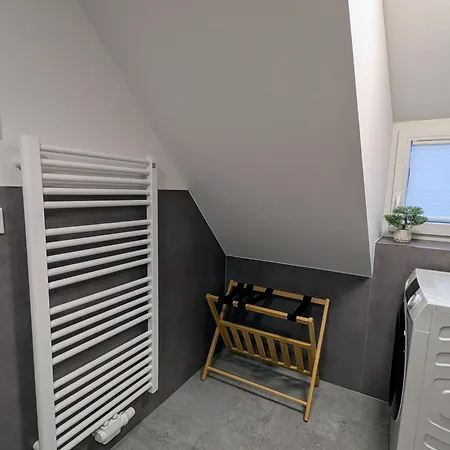 Der Zwergenbau - Modernes Wohnen Mit Schlossblick Daire Zschopau