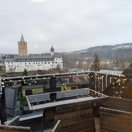 Der Zwergenbau - Modernes Wohnen Mit Schlossblick Zschopau