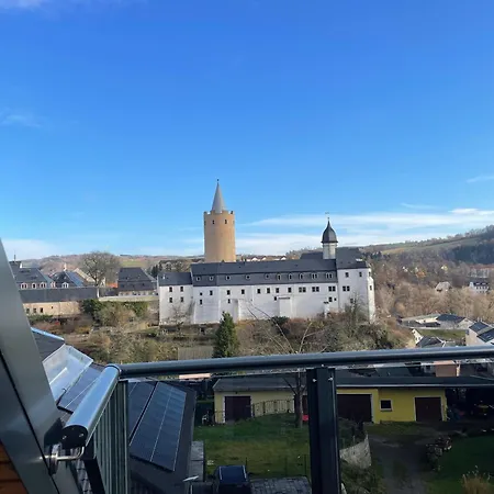 Der Zwergenbau - Modernes Wohnen Mit Schlossblick Zschopau